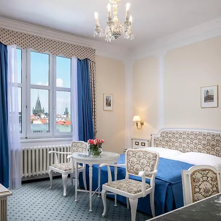 Hotel Ambassador Zlata Husa