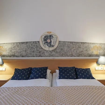 Hotel Tivoli 3*
