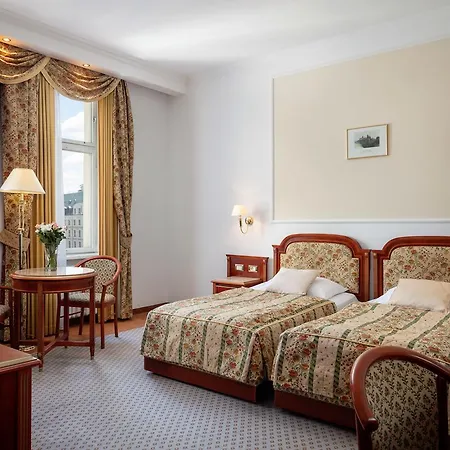 Ambassador Zlata Husa 5*