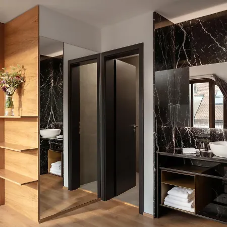 Moods Charles Bridge Hotel 4*