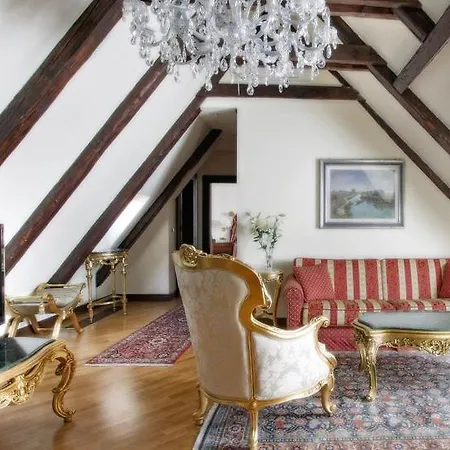 Otel Alchymist Castle