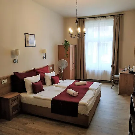 Hotel Merlin 3*