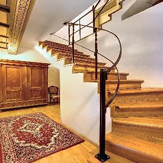 Hotel Red Lion 4*