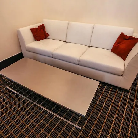 وريزدنس أولد تاون سكوير 5* براغ