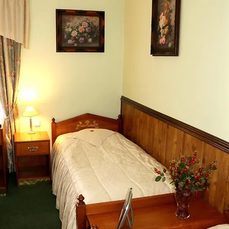 River Star Hotel 3*