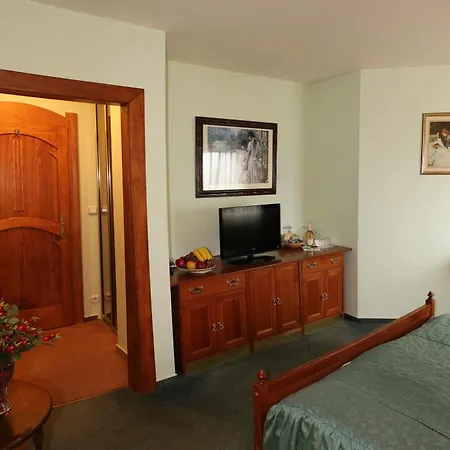 Hotel River Star 3*