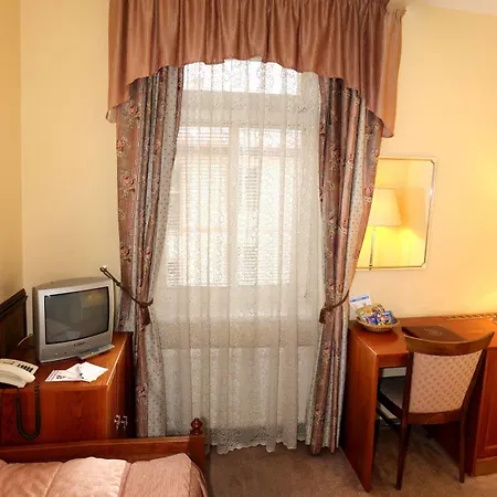 Hotel River Star