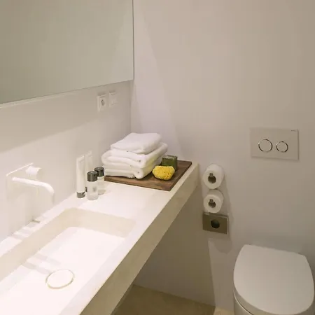 Golden Crown 4* Prague