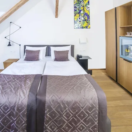 Hotel Golden Crown Prague