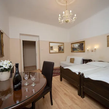 Donatello 3* Prague