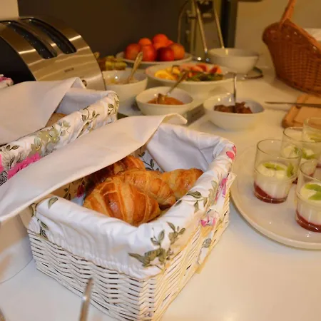 Pure White Hotel 4*
