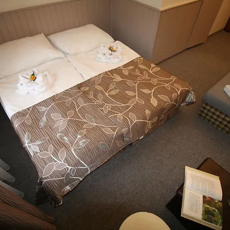 Anette Hotel 3*