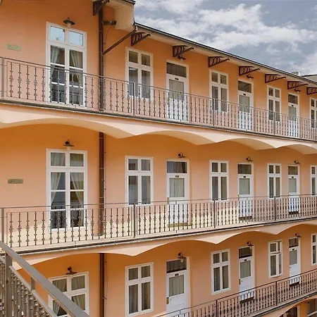 Ariston Hotel