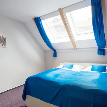Hotel Adeba 3*
