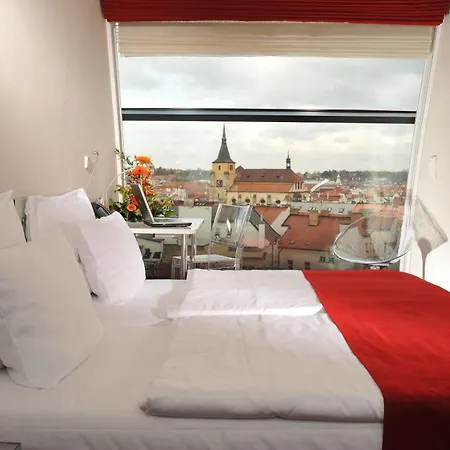 Metropol Design Old Town Hotell 4*