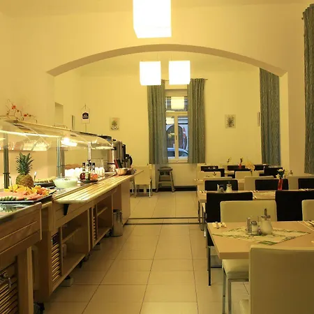 Pav Prague