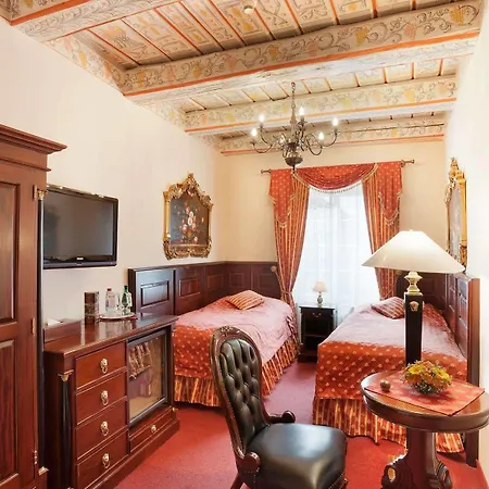 Hotel U Zlateho Stromu By Bhg Prague