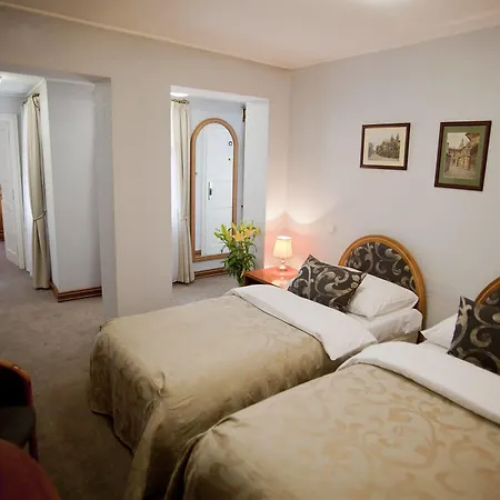 Pod Věží Hotel 4*