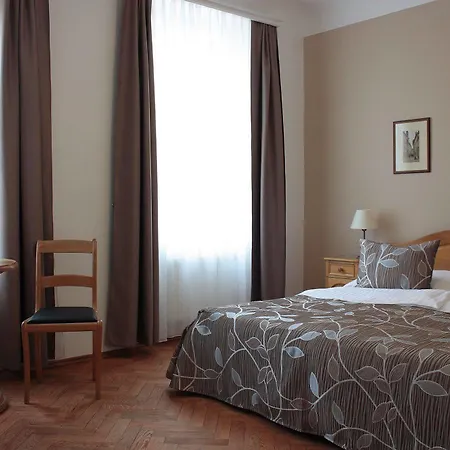 Hotel Pod Věží 4*