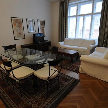 Pvh Charming Flats Odboru Apartment