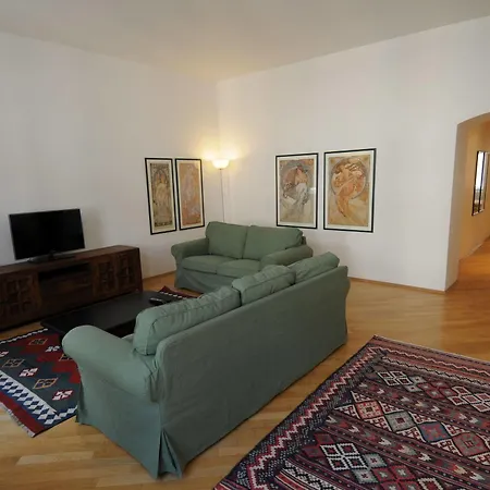 Apartment Pvh Charming Flats Odboru