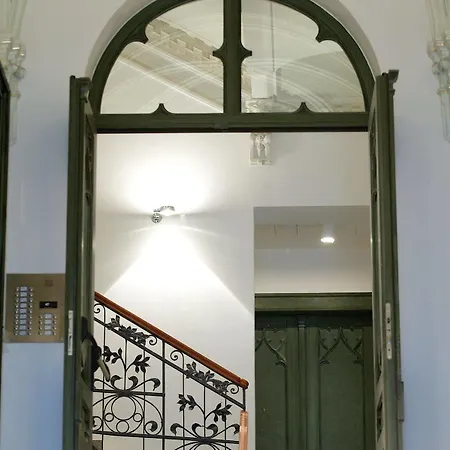 Mooo Downtown Aparthotel Prague