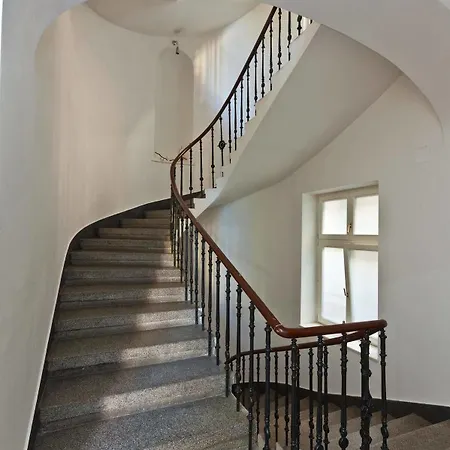Lovely - Truhlarska Apartment Prag