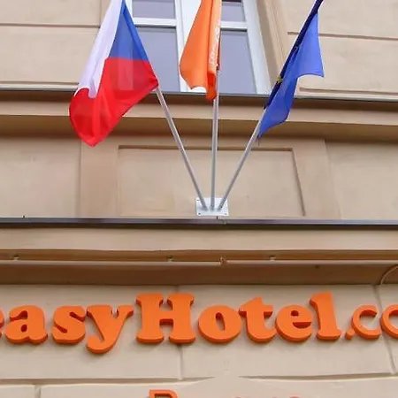 Le Petit 3* Praha