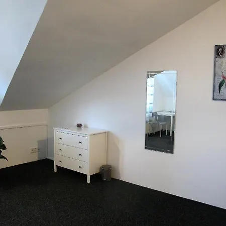Arti Guest house