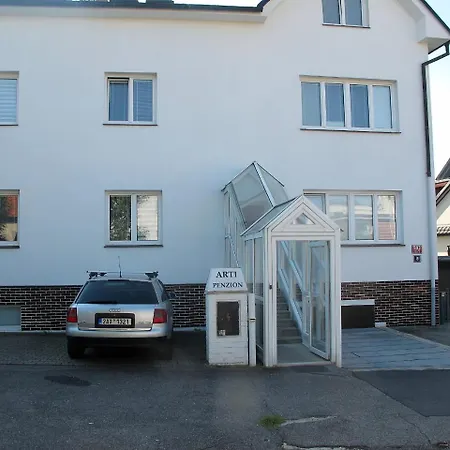 Guest house Arti