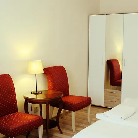 Mira Hotel Praha