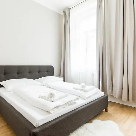 Apartment Hip Borivojova Prague