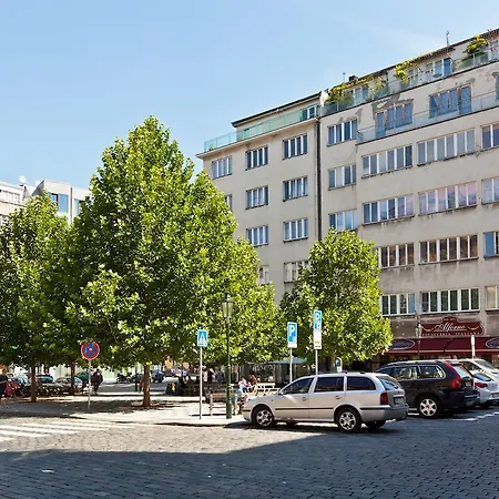 Oasis Aparthotel Prague