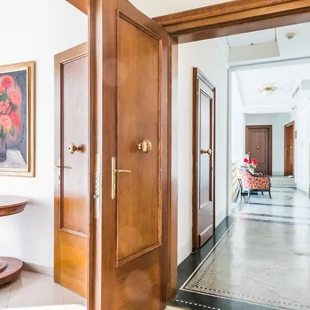 Bologna 4*