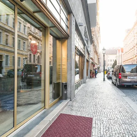 Bologna 4* Prague