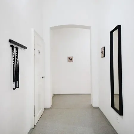 Wenceslas Aparthotel 3*