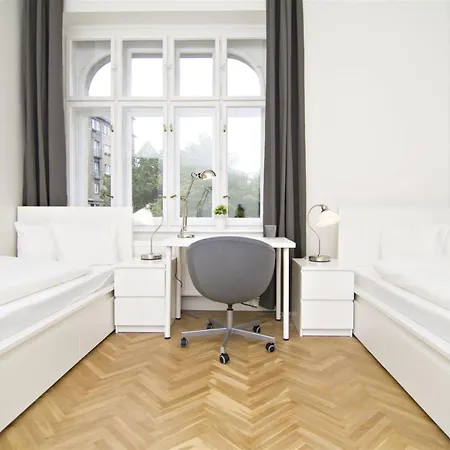 With 2 Bathrooms- 5 Minutes From Old Town - 102 M2 شقة