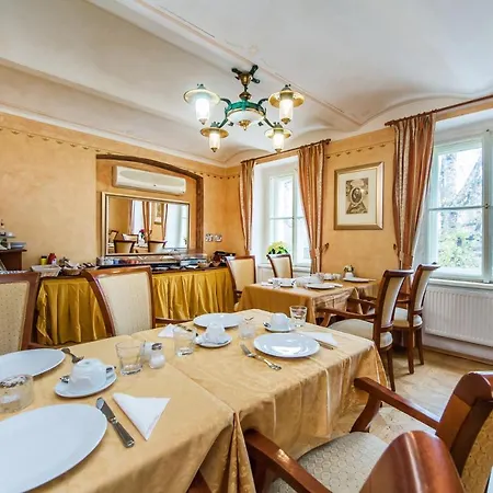 U Jezulatka 4* Praga