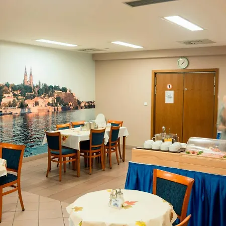 Hotel Inos Prague