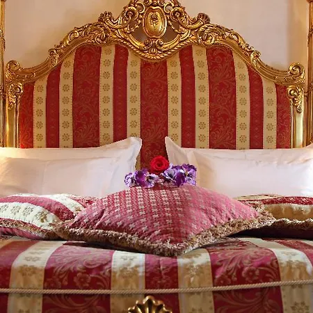 Alchymist Castle Otel 5*