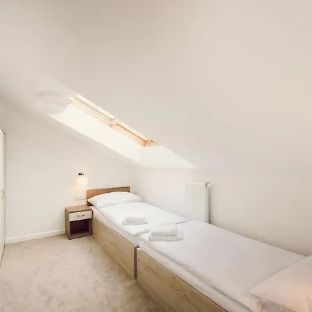Kings Hotel 3*