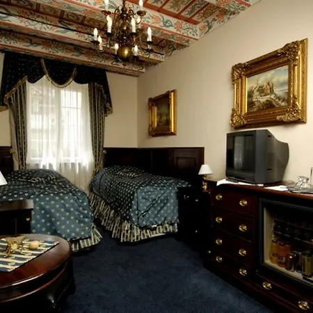 U Zlateho Stromu By Bhg Hotel Prague