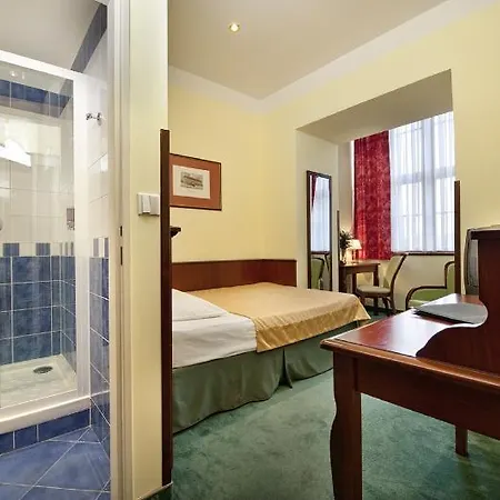 Ea Jeleni Dvur Castle Hotel 3*