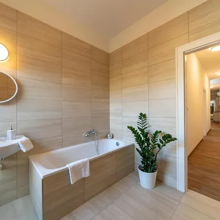 Aparthotel Capital -