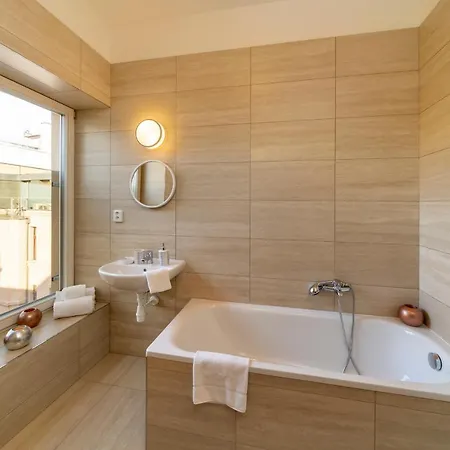 Aparthotel Capital - 4*