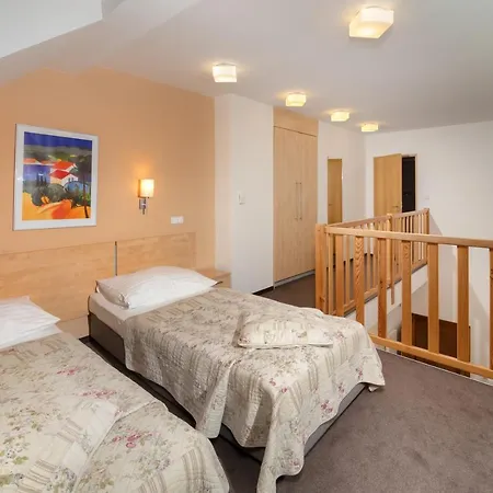 Chvalská Tvrz Hotel Praha