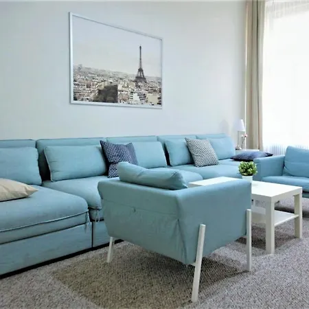 Wenceslas Aparthotel
