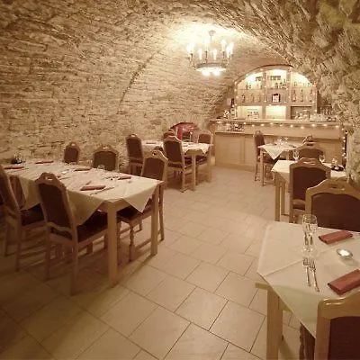 Red Lion 4* Prague