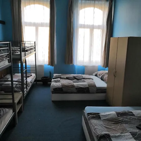 Damiell Hostel