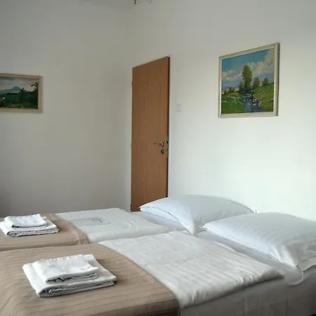 Konukevi Nika Prag